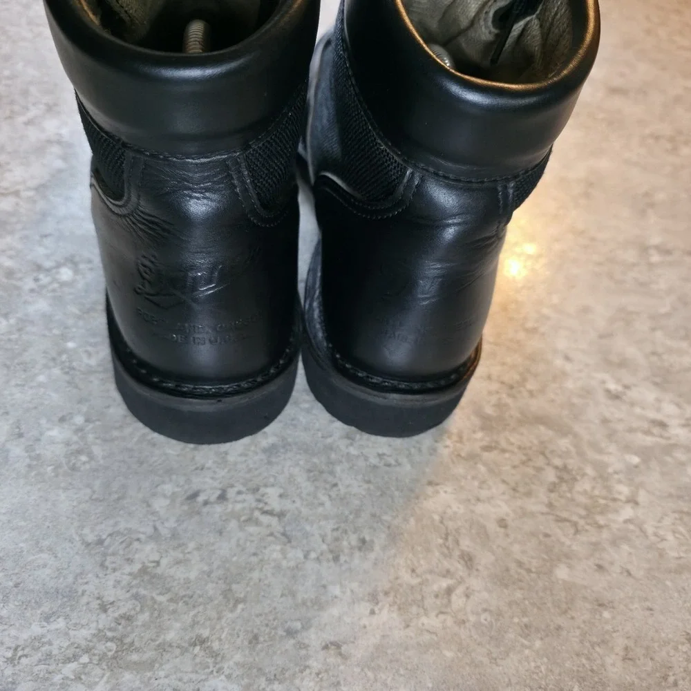 Danner Light Everyday Hiking Boots Size 9 EE Vibram Sole Black Leather USA Made